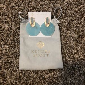 NWT Kendra Scott Didi Statement Earrings